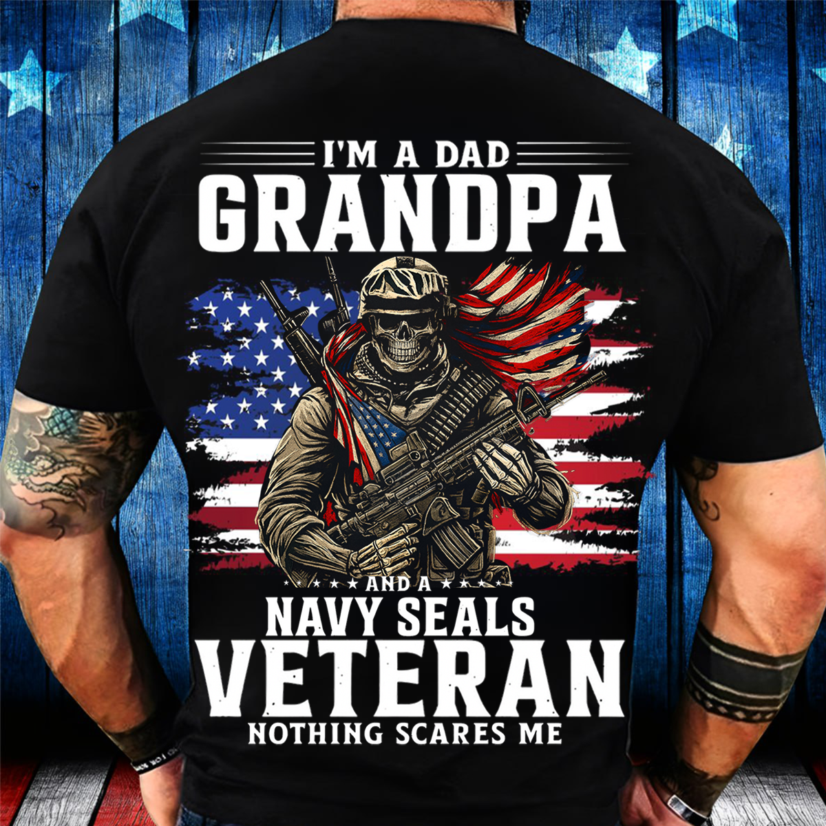 Navy SEALs Veteran Grandpa T-Shirt – Military Dad Patriotic Skull Design- Gift For Dad, Grandpa