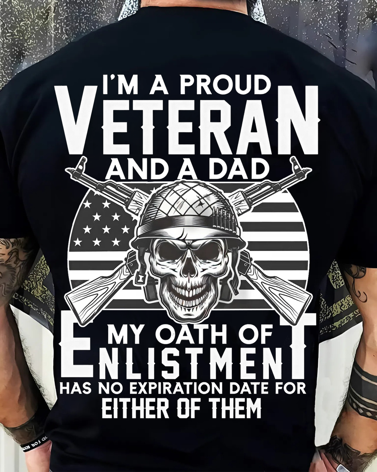 Proud Veteran and Devoted Dad – Military Oath T-Shirt That Honors Lifelong Duty to Family and Country