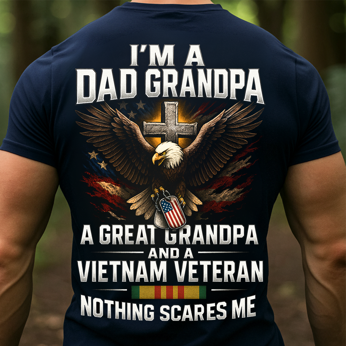 Proud Dad and Grandpa Eagle Design- Vietnam War Veteran T-Shirt – Patriotic Veteran Gift