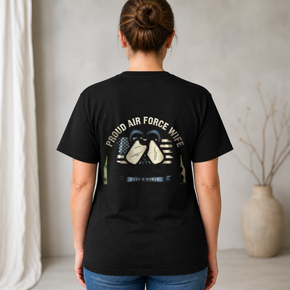 "Proud Air Force Wife" T-Shirt – Military Family Pride Gift for Wife Mom Husband