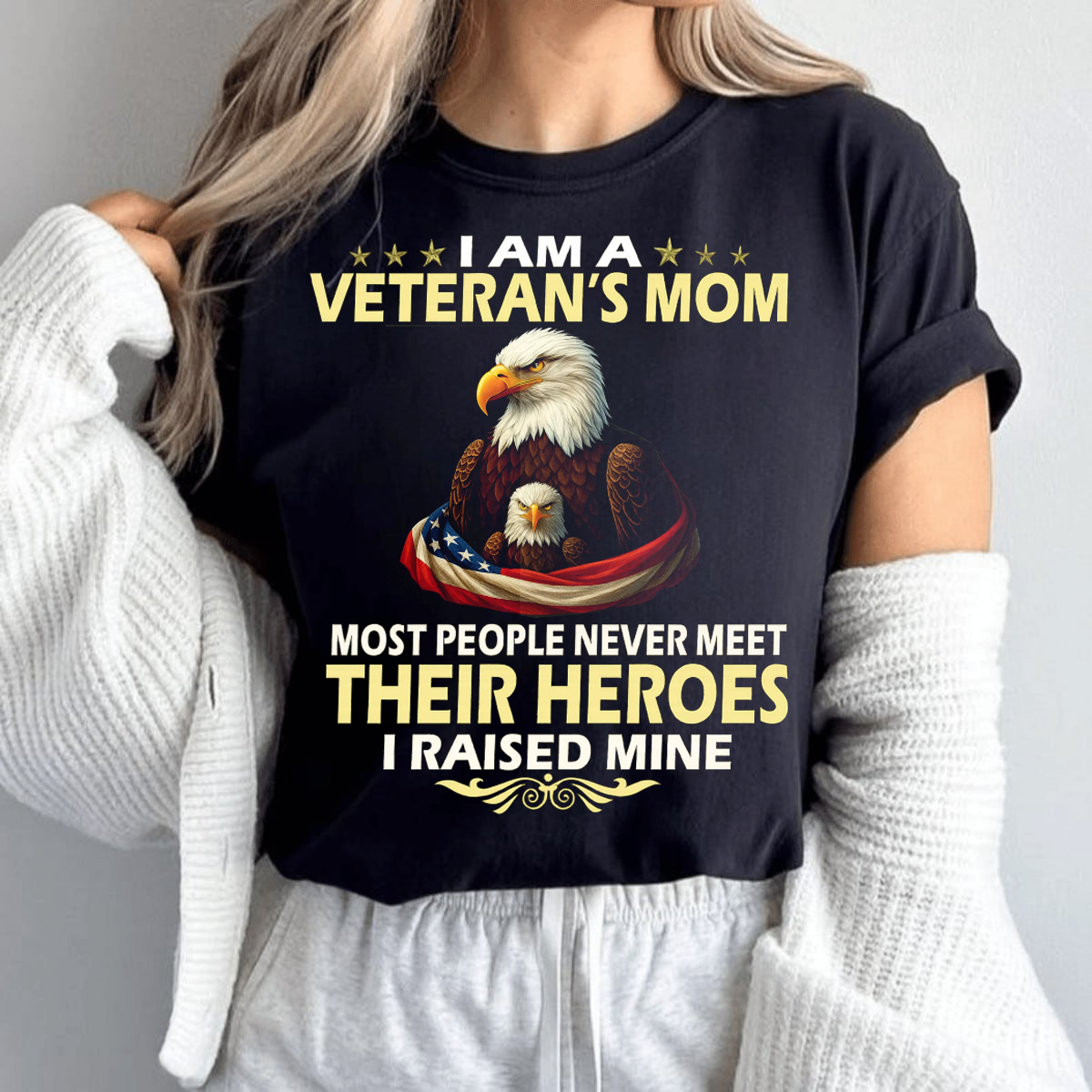 I am a Veteran's Mom T-Shirt, Patriotic Eagle Design, Perfect Gift for Veterans Day
